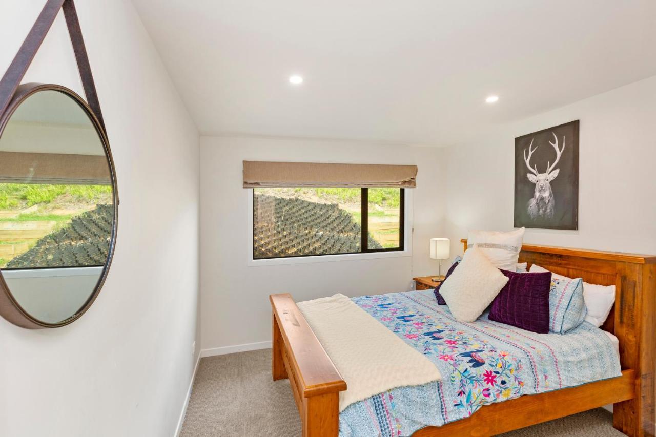 R And R At Robertson - Raglan Holiday Home Esterno foto