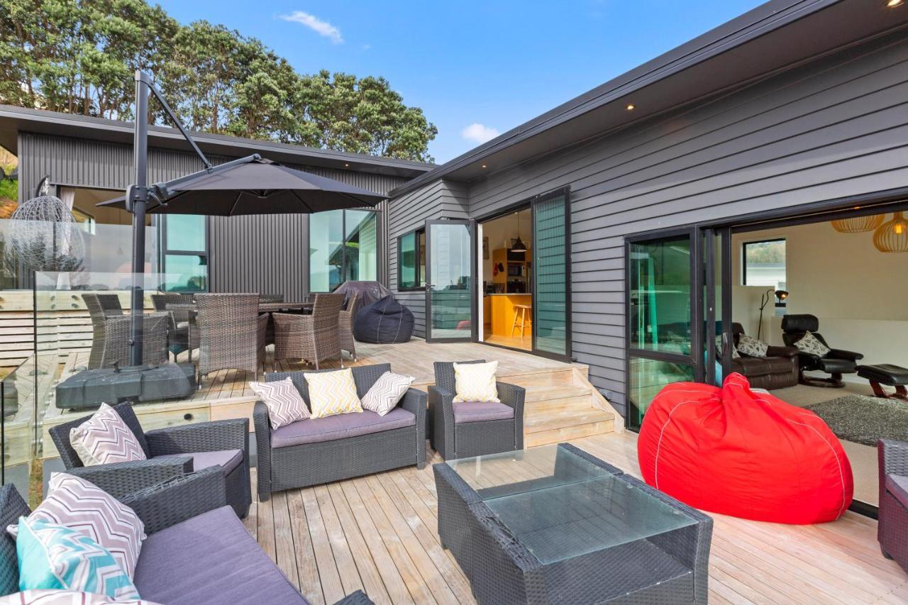 R And R At Robertson - Raglan Holiday Home Esterno foto